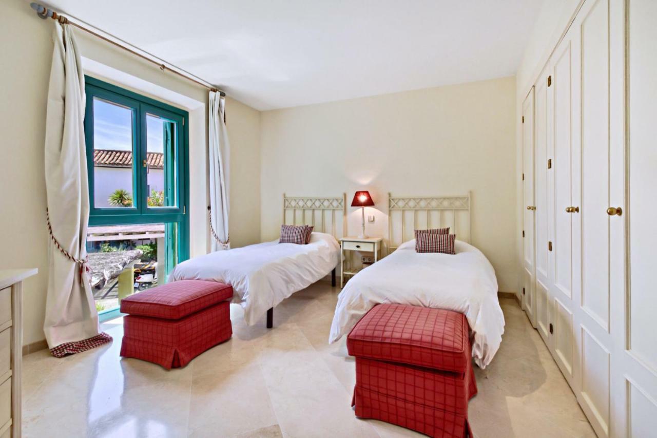 Adosado En Ribera Del Emperador Villa Sotogrande Ngoại thất bức ảnh