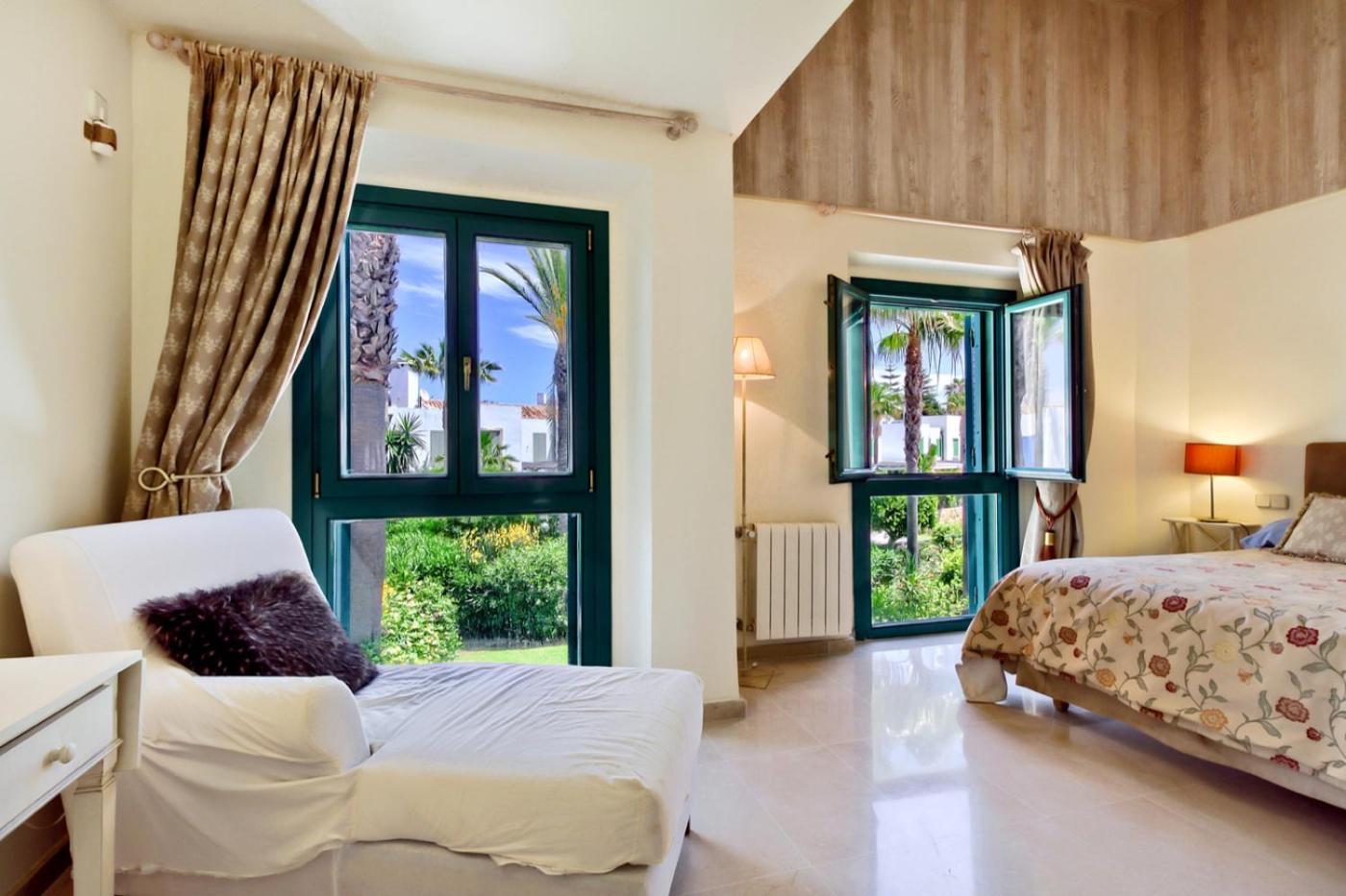 Adosado En Ribera Del Emperador Villa Sotogrande Ngoại thất bức ảnh